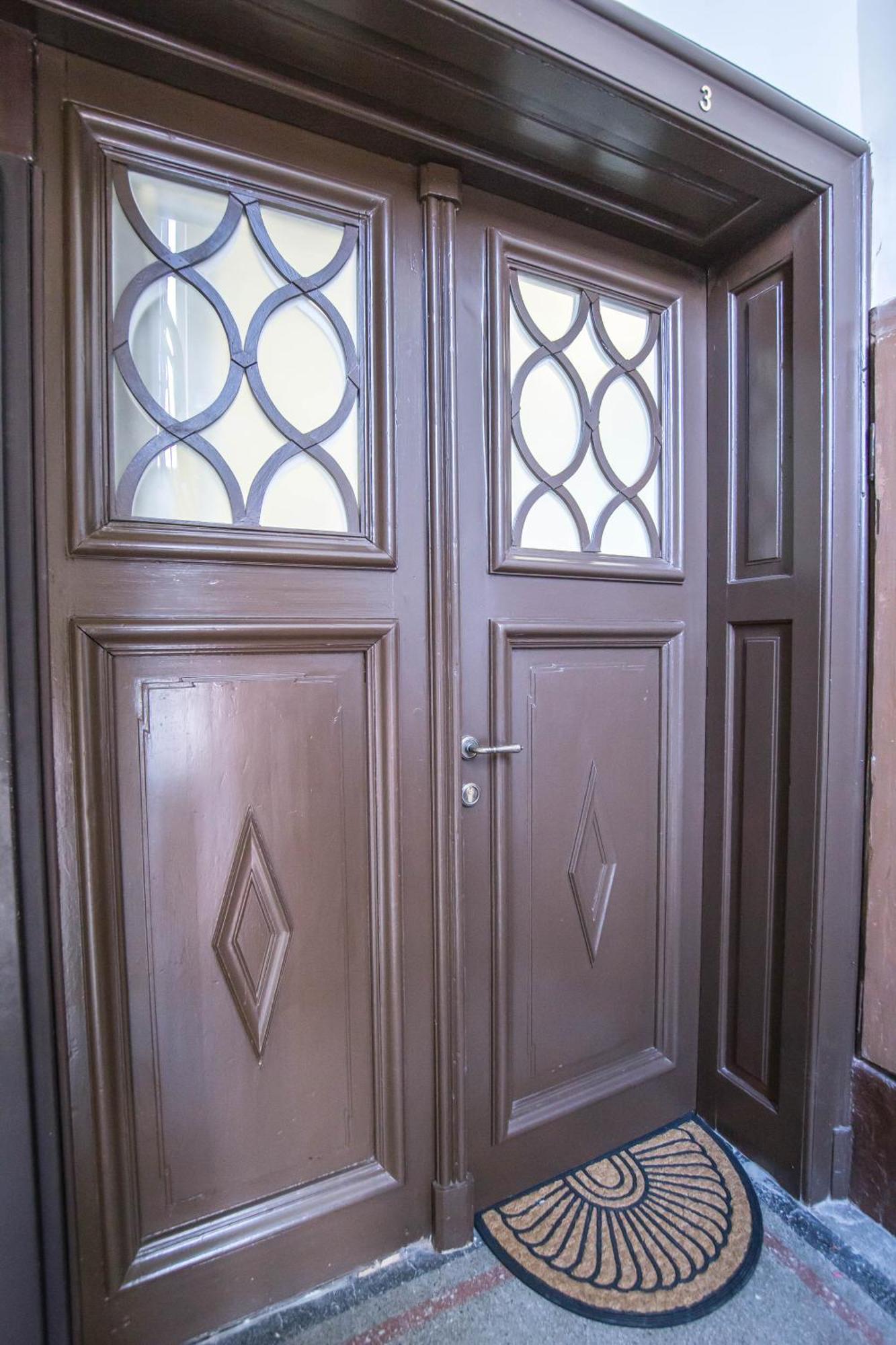 Lion'S Bridge Boutique 2Bdrm Apt, Top Center Gem صوفيا المظهر الخارجي الصورة