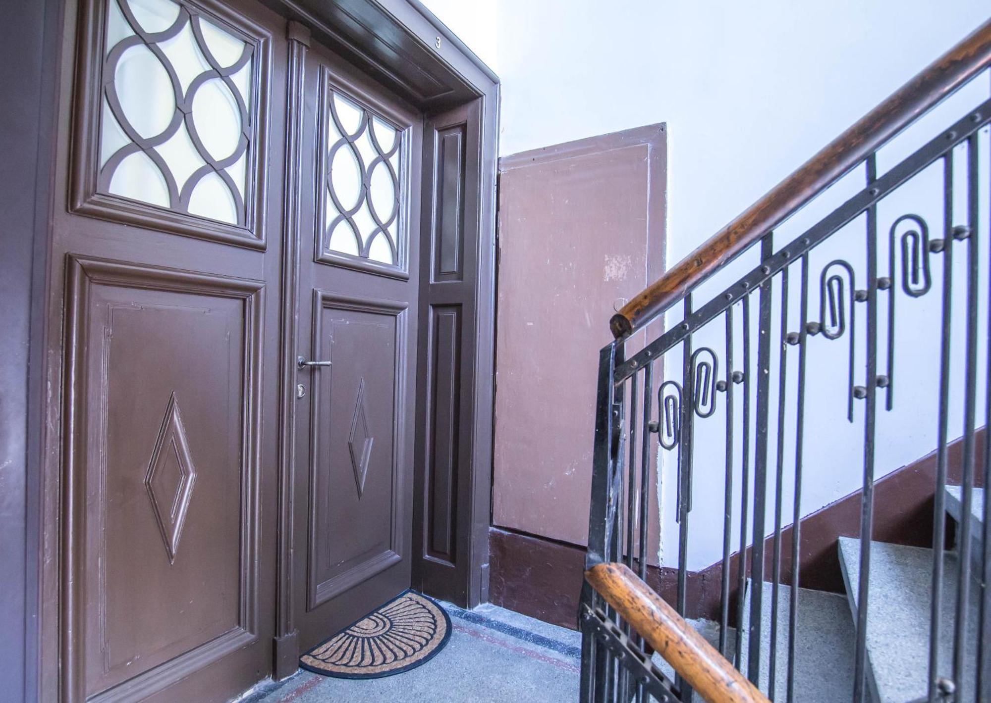 Lion'S Bridge Boutique 2Bdrm Apt, Top Center Gem صوفيا المظهر الخارجي الصورة