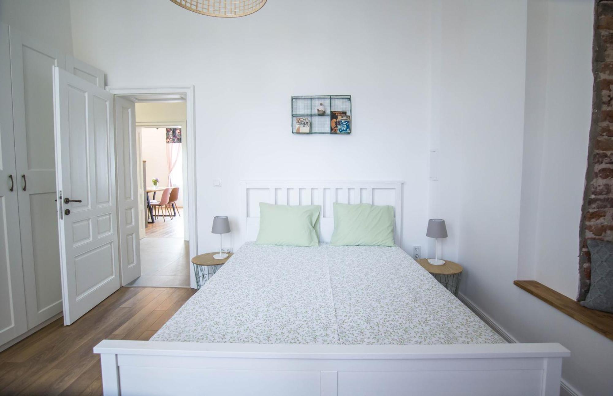 Lion'S Bridge Boutique 2Bdrm Apt, Top Center Gem صوفيا المظهر الخارجي الصورة