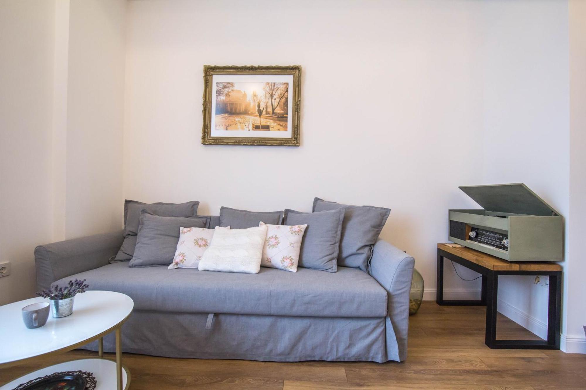 Lion'S Bridge Boutique 2Bdrm Apt, Top Center Gem صوفيا المظهر الخارجي الصورة