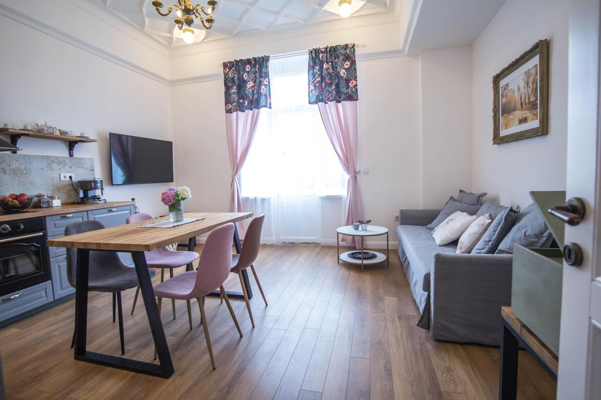 Lion'S Bridge Boutique 2Bdrm Apt, Top Center Gem صوفيا المظهر الخارجي الصورة